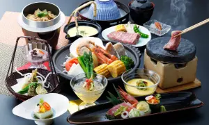 Un festín de sabores para tu curso de cocina japonesa: mariscos, carnes, tempura y postres delicados.
